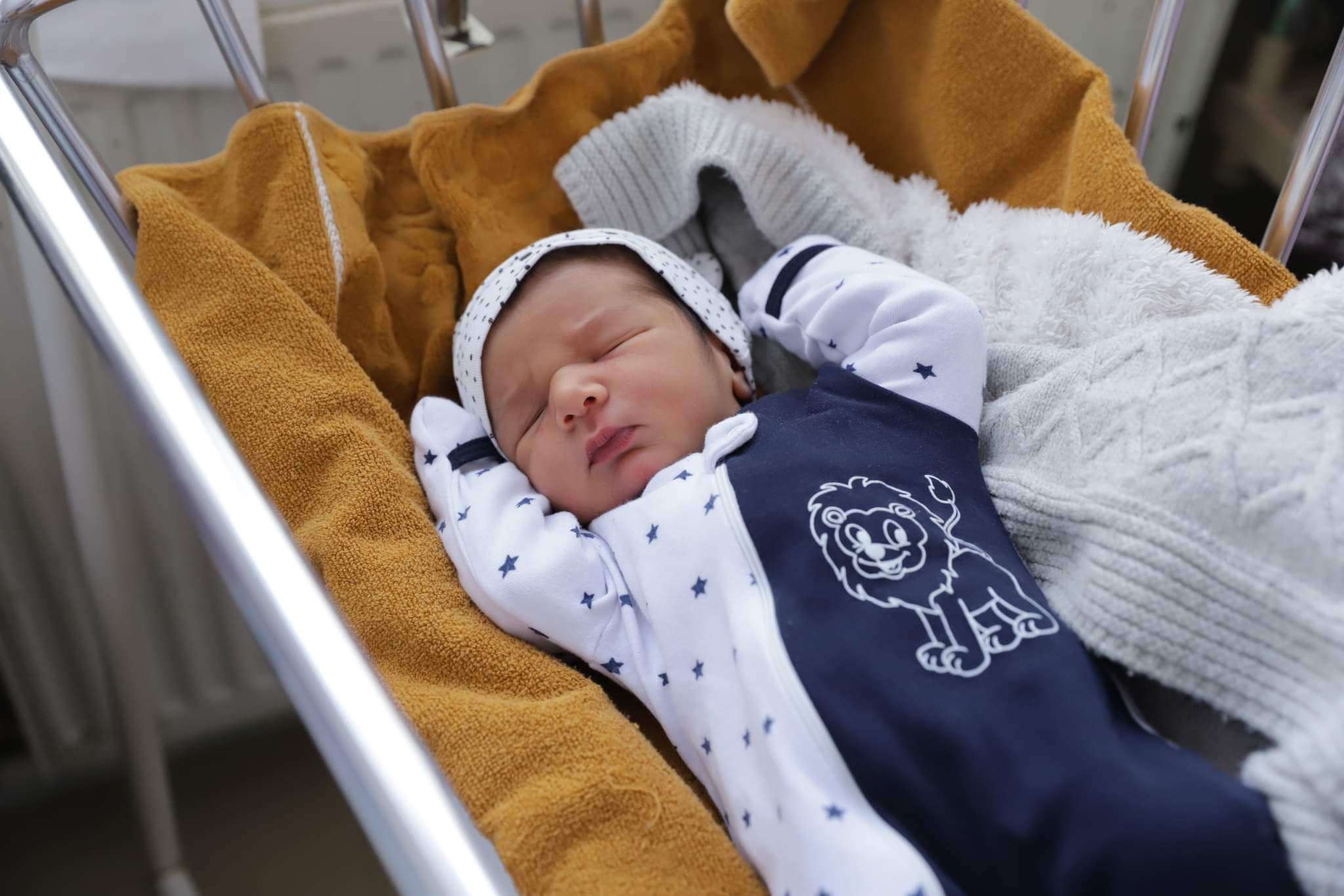 В ночь на 1 января в Ширакской области родились 8 детей.