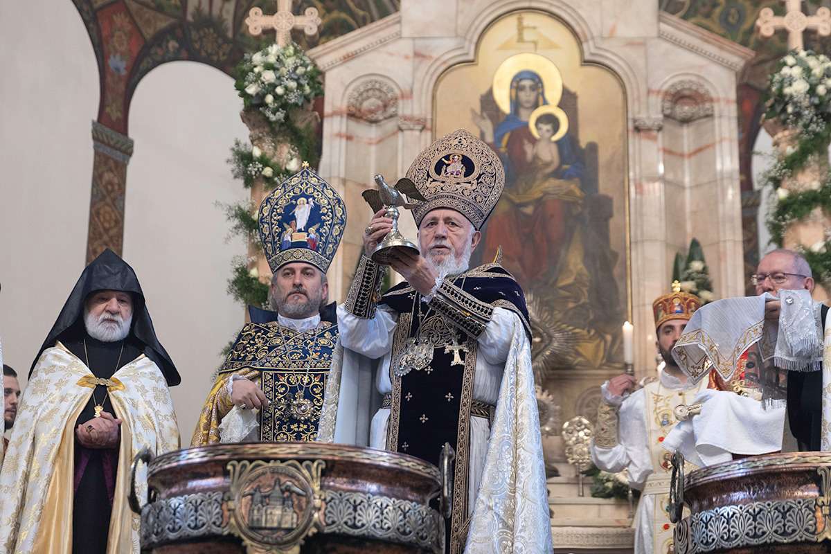 Հայրապետական Սուրբ Պատարագ Սուրբ Ծննդյան և Աստվածհայտնության տոնի առիթով