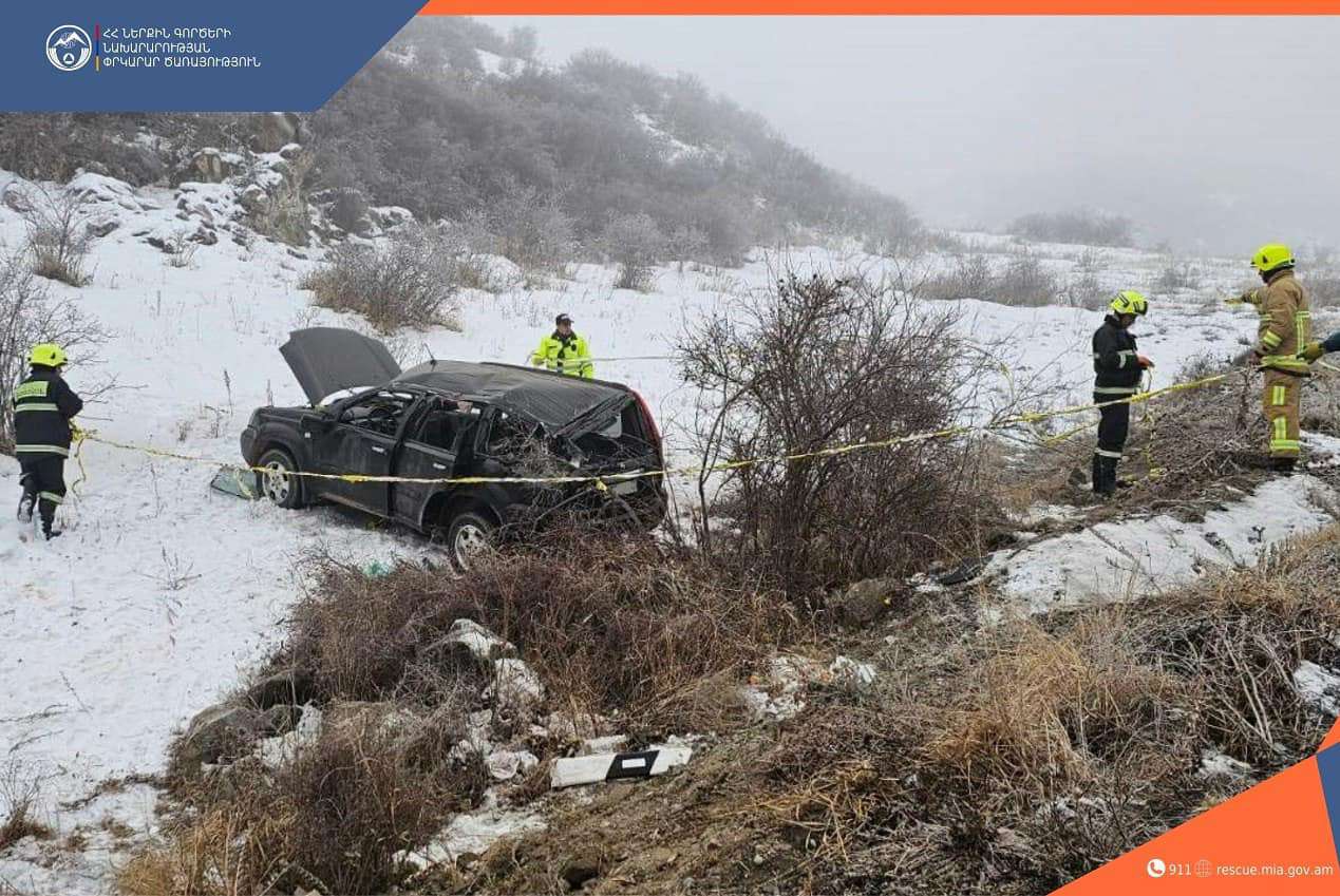 Մեքենան հայտնվել է ձորում. 5 տուժած կա