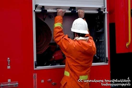 Հրդեհը մեկուսացվել է ժամը 02:58-ին, մարվել՝ 06:33-ին․ փրկարար ծառայությունը մանրամասներ է հայտնել զորամասի հրդեհից