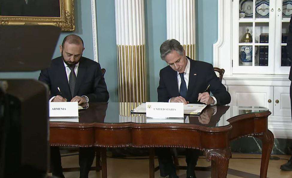 Между Арменией и США подписан документ о стратегическом партнёрстве