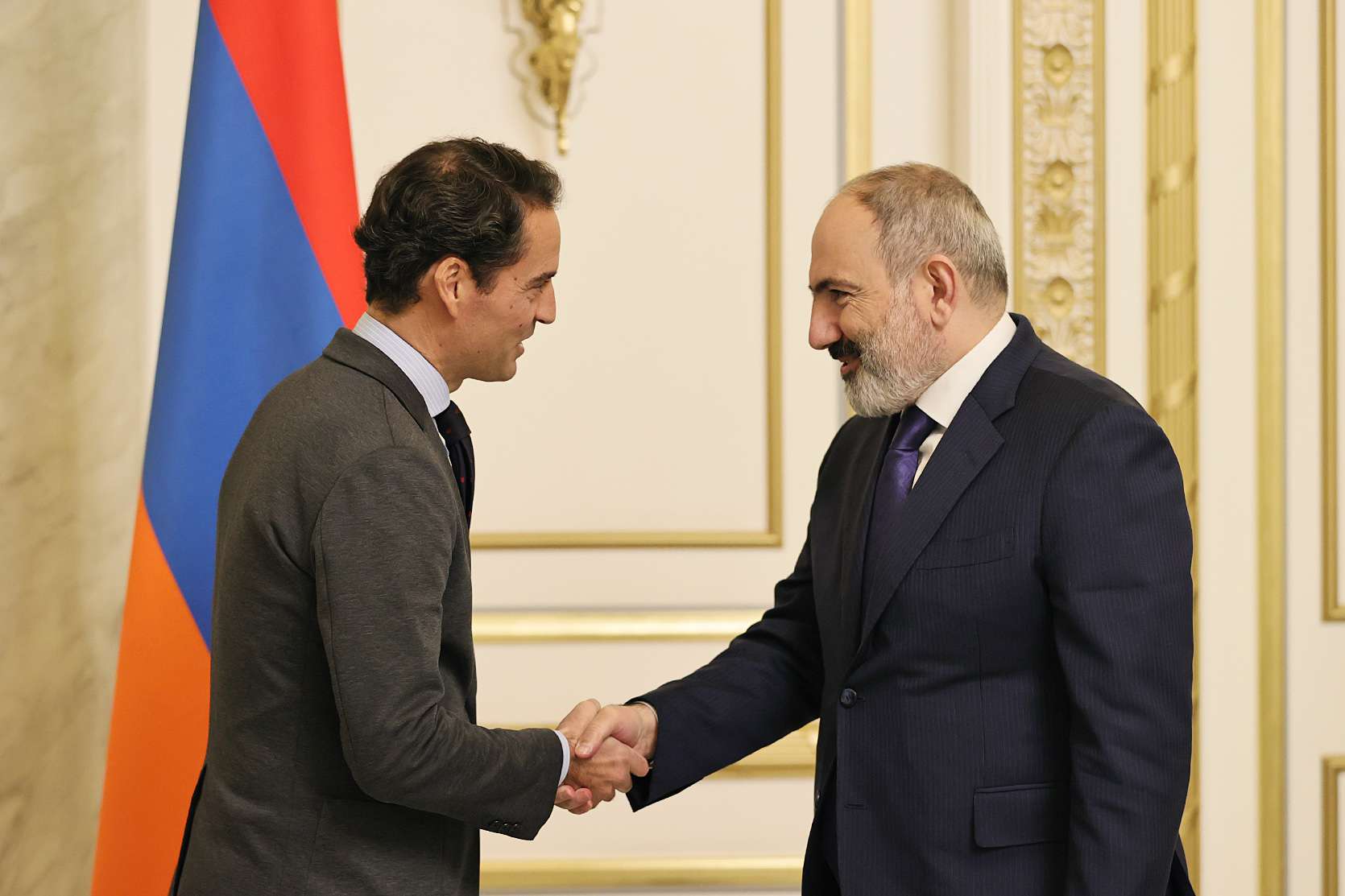 ՆԱՏՕ-ն շահագրգիռ է տարածաշրջանում կայունության և խաղաղության ապահովմամբ. Կոլոմինա (ԼՈՒՍԱՆԿԱՐՆԵՐ)