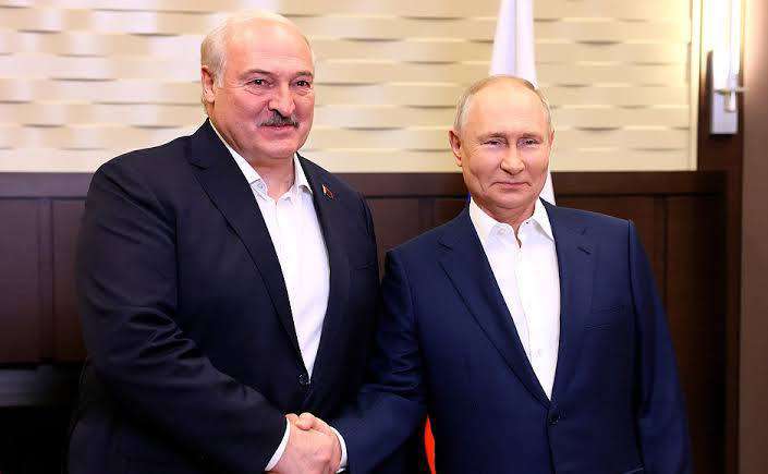 Путин пожелал Лукашенко успехов на предстоящих президентских выборах