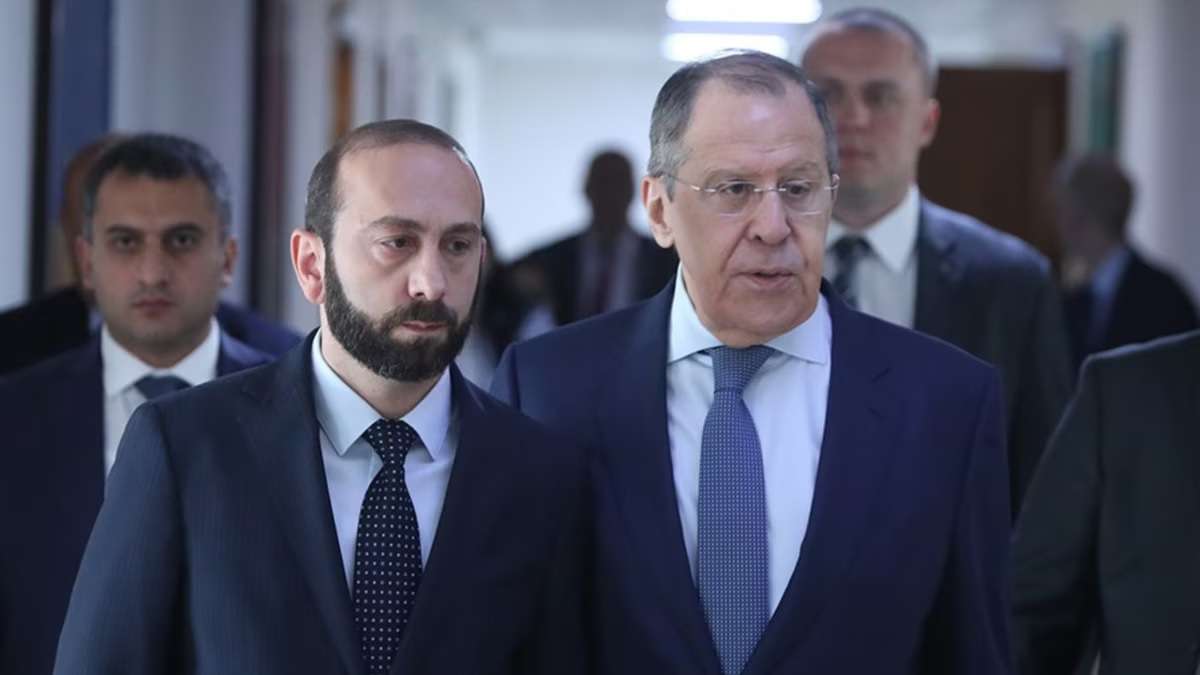 МИД России выступил с заявлением перед встречей Мирзоян-Лавров