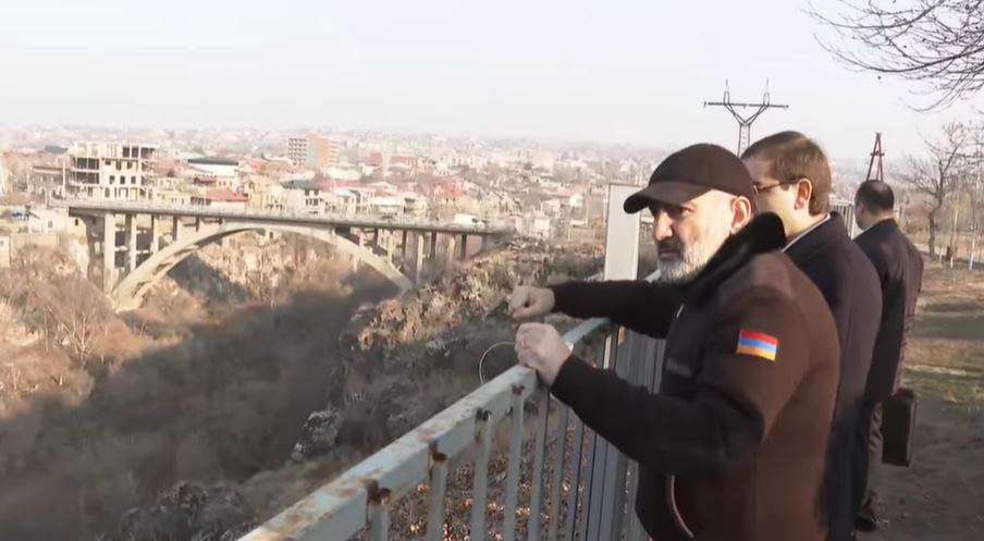 Նիկոլ Փաշինյանն Աշտարակում ծանոթացել է Կոմիտասի անվան զբոսայգու բարեկարգման աշխատանքներին