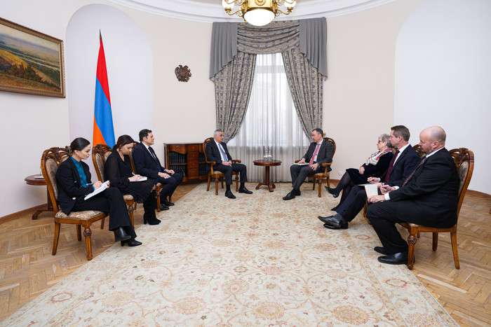 Մհեր Գրիգորյանն ու Տոյվո Կլաարը քննարկվել են տարածաշրջանային զարգացումները