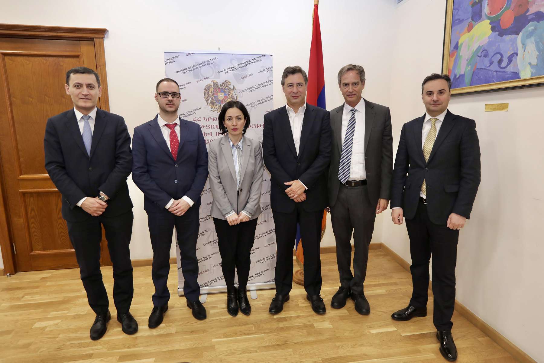 ԿԳՄՍ նախարարը քննարկել է նոր կրթական ծրագրի ներդրման հարցեր
