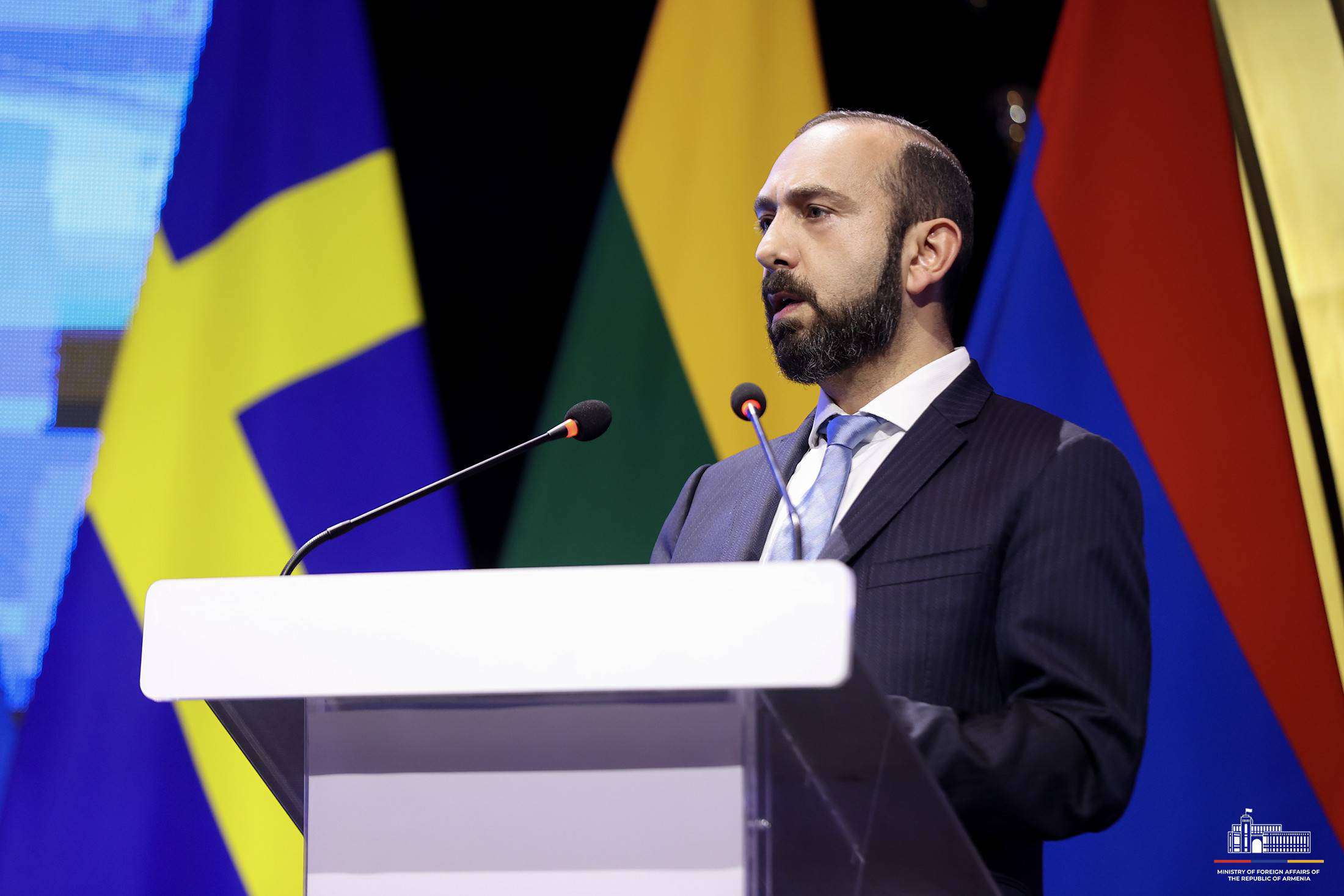 "You cannot build peace alone." Ararat Mirzoyan