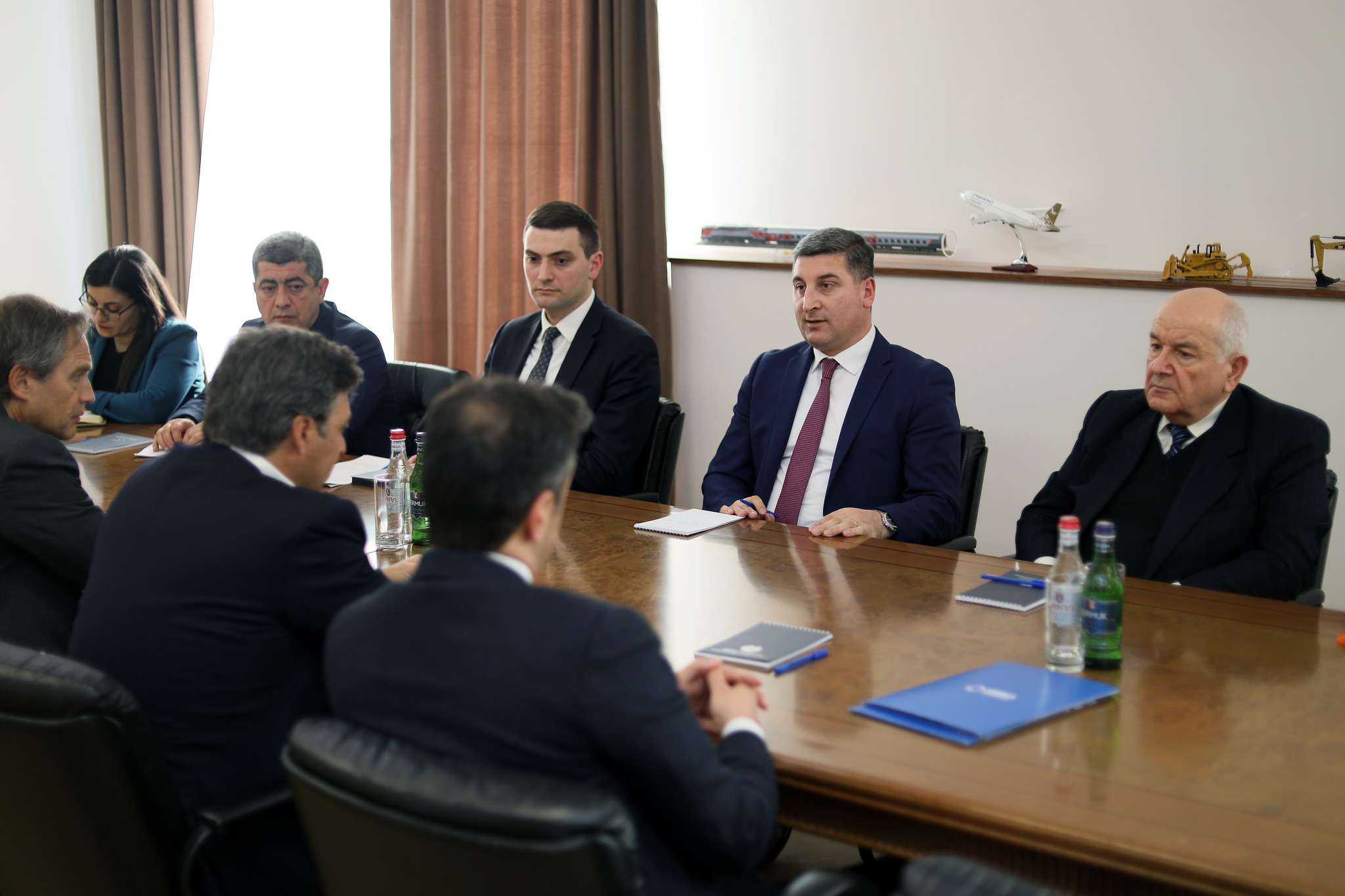 Գնել Սանոսյանն ընդունել է «Կորպորասիոն Ամերիկա օդանավակայաններ» ընկերության գործադիր տնօրեն Մարտին Էռնեկյանին
