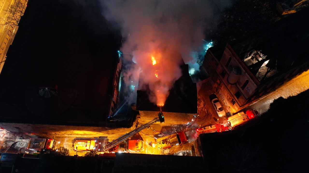 Fire in the Armenian church in Istanbul, there are victims