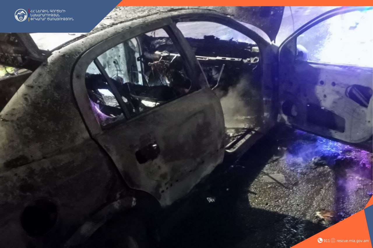 Մալաթիայի շուկայի մոտ մեքենա է այրվել