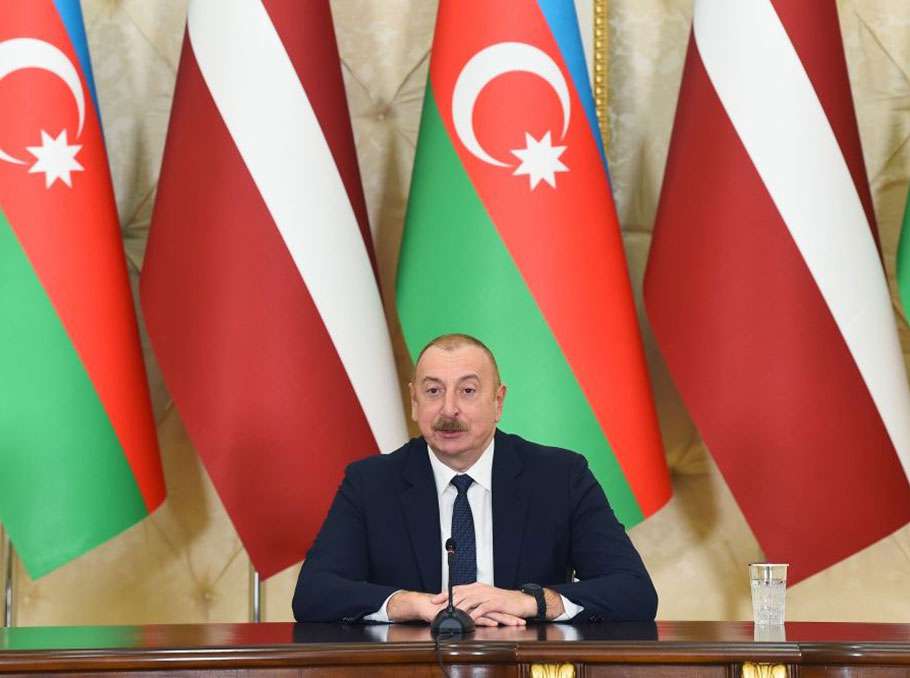 Алиев включил заключение мира с Арменией в предвыборную программу