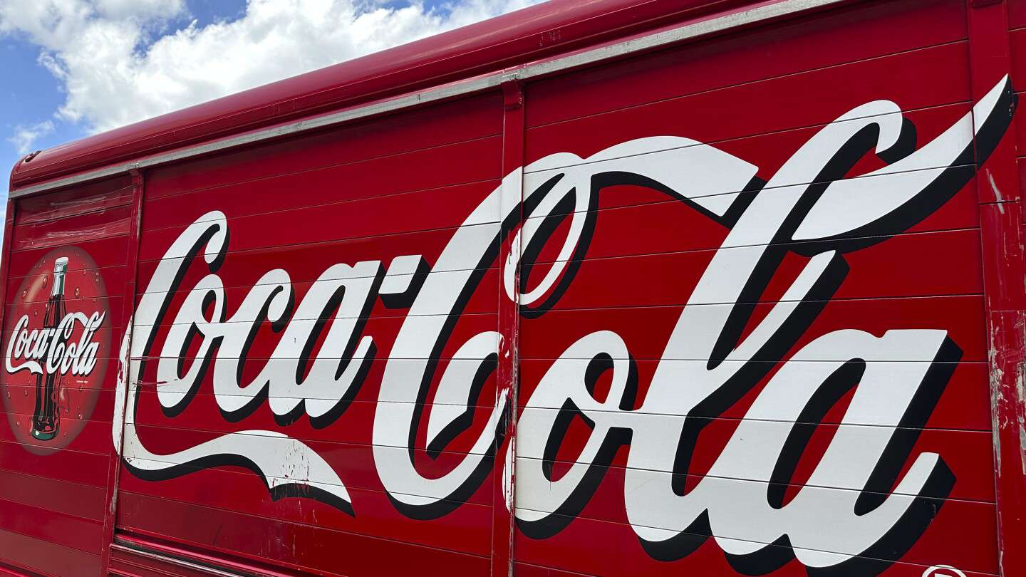 Coca-Cola отозвала свои напитки в некоторых странах