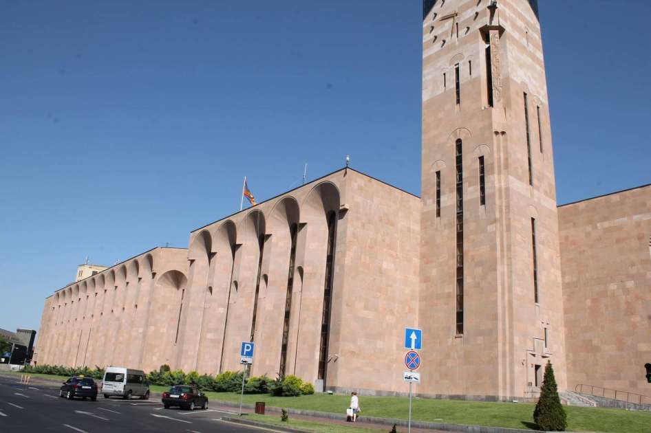 Արտահերթ նիստ՝ մեկ ուղևորության համար 150 դրամ սակագին սահմանելու օրակարգով