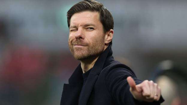 "I am very proud of them." Alonso about Bayer's players