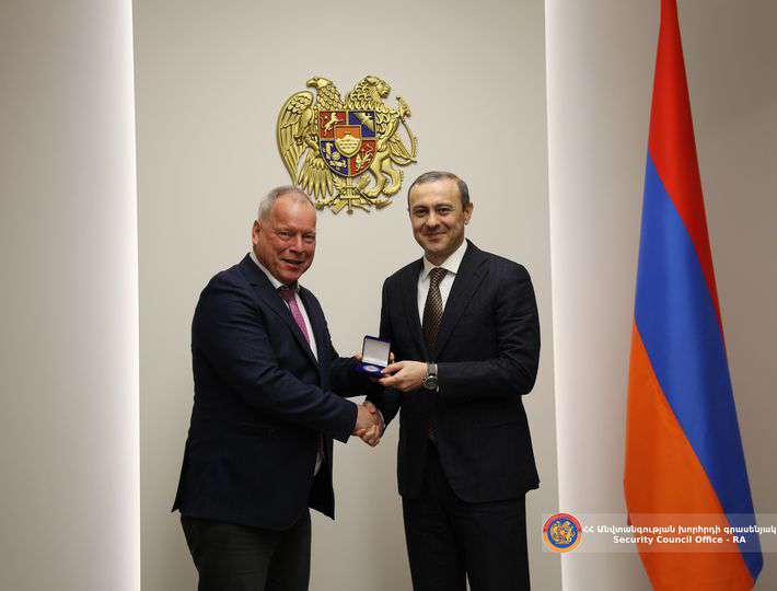 Armen Grigoryan received the head of the EU observation mission