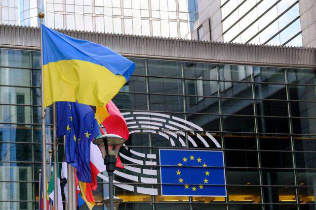Чтобы помочь Украине, ЕС решил использовать замороженные российские счета