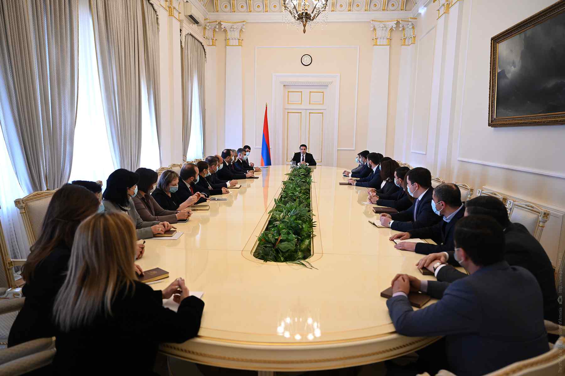Ալեն Սիմոնյանը հանդիպել է նախագահի աշխատակազմի հետ