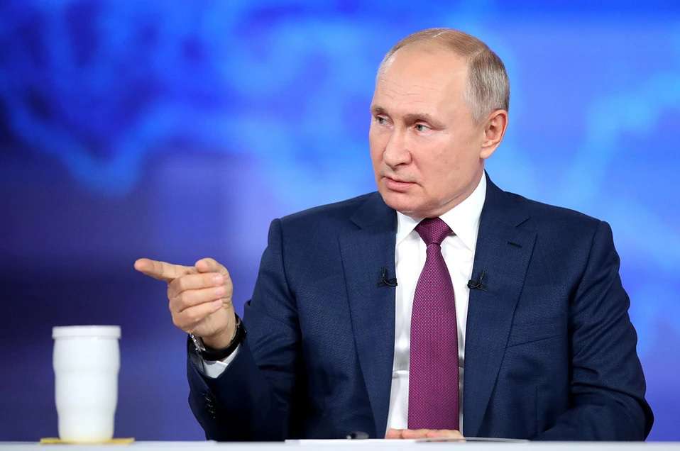 «Гладили бы нас по головам и давали гнилую картошку в качестве гуманитарной помощи». Путин