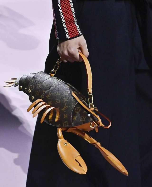Louis Vuitton to release lobster-shaped bag