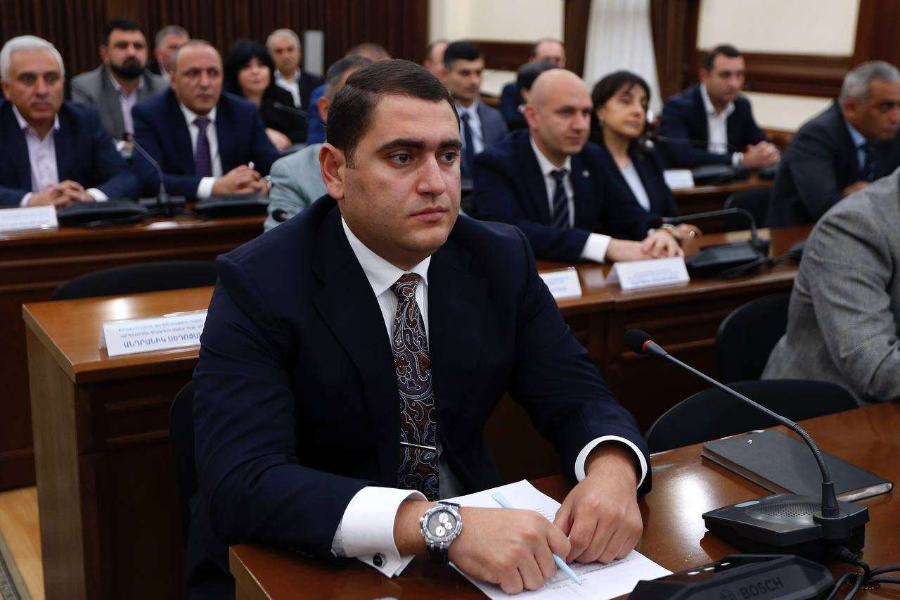 Յակով Ասատրյանը սեփական դիմումի համաձայն ազատվել է զբաղեցրած պաշտոնից