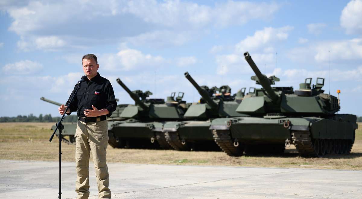 Польша увеличивает количество войск и танков