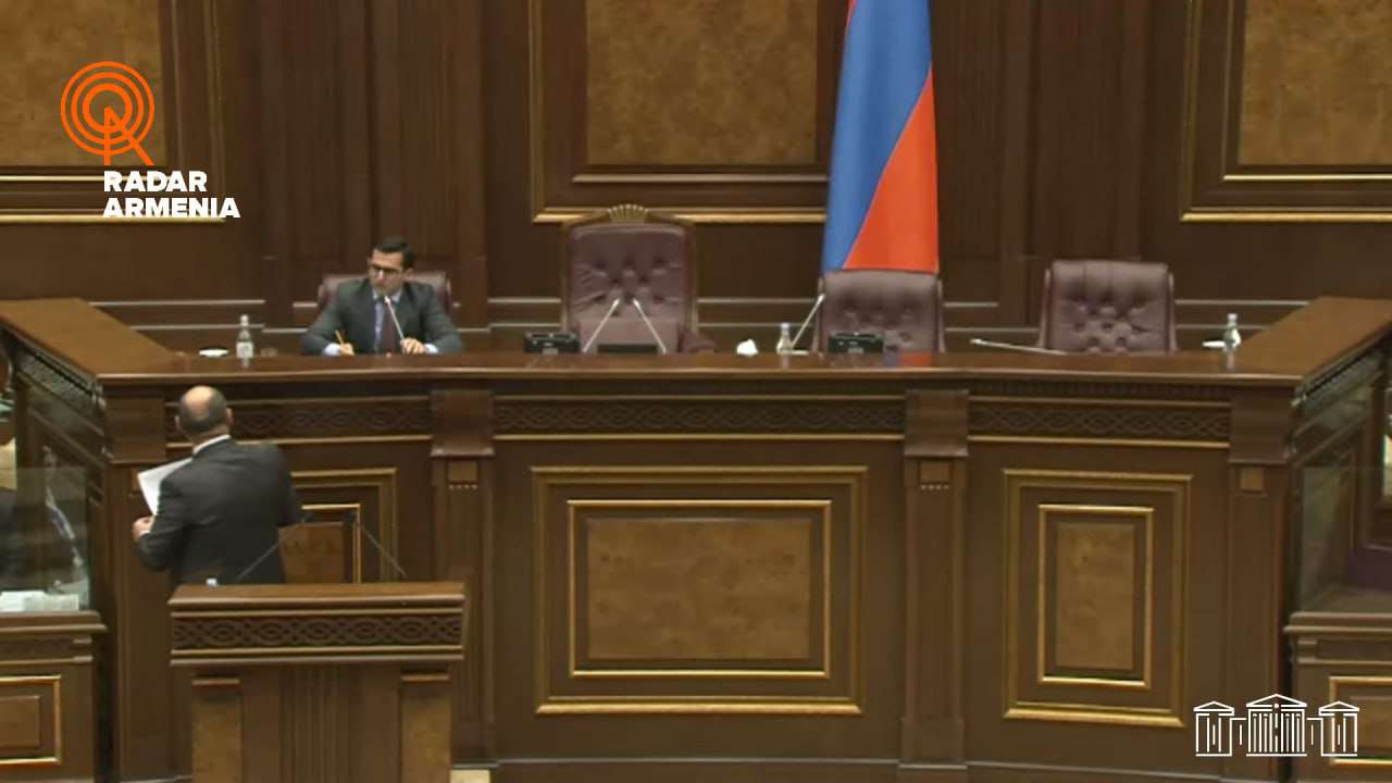 ԱԺ-ում կրքերը թեժացան