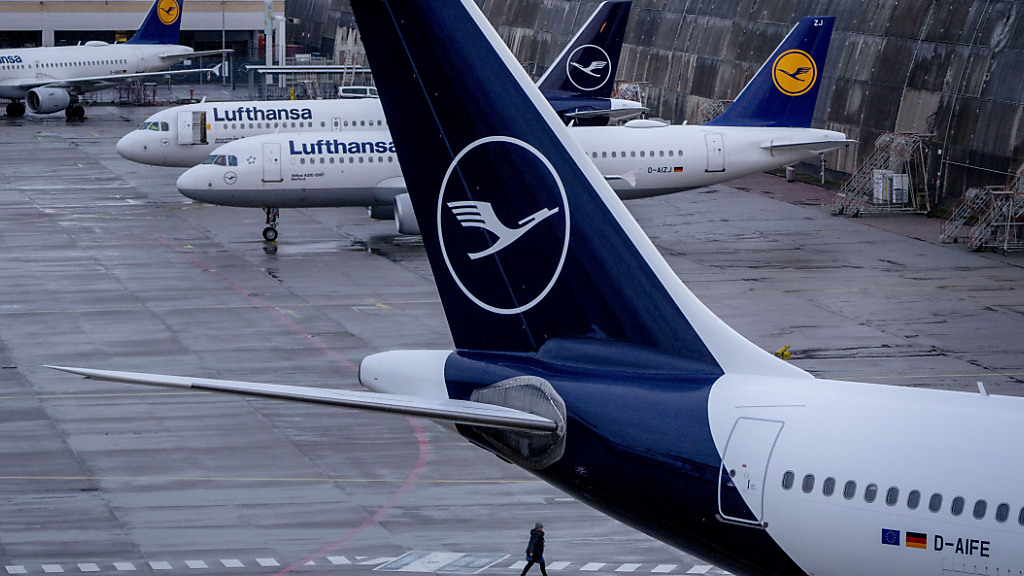 A strike by Lufthansa employees has begun in Germany