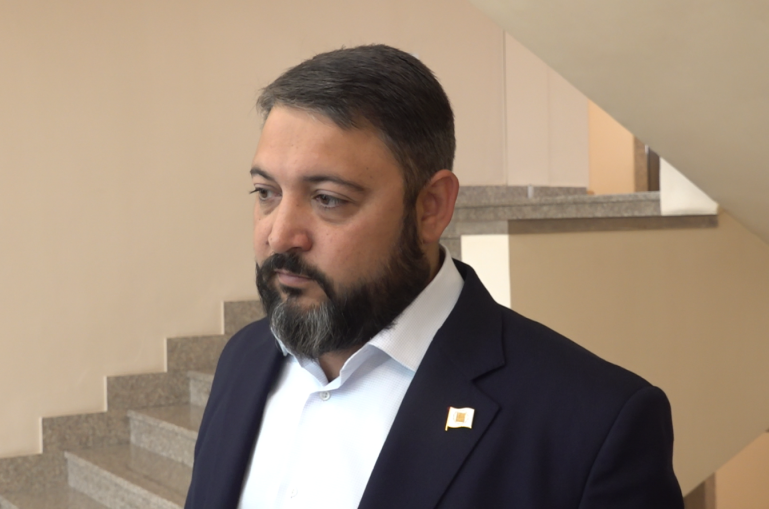 «Ձեզ չեն ընտրել, որ բոյկոտեք, ընտրել են, որ աշխատեք». Վահան Ավագյան