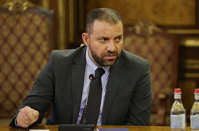 «Ինչպե՞ս վստահ լինենք, որ մեր ազնիվ աշխատանքը վերջում չի պատժվելու». Քերոբյան (ՏԵՍԱՆՅՈՒԹ)