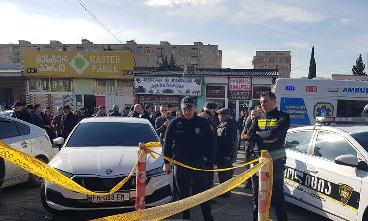 Ընտանեկան վեճի հետևանքով Ռուսթավիի շուկայում 4 մարդ է սպանվել. Վրաստանի ՆԳՆ