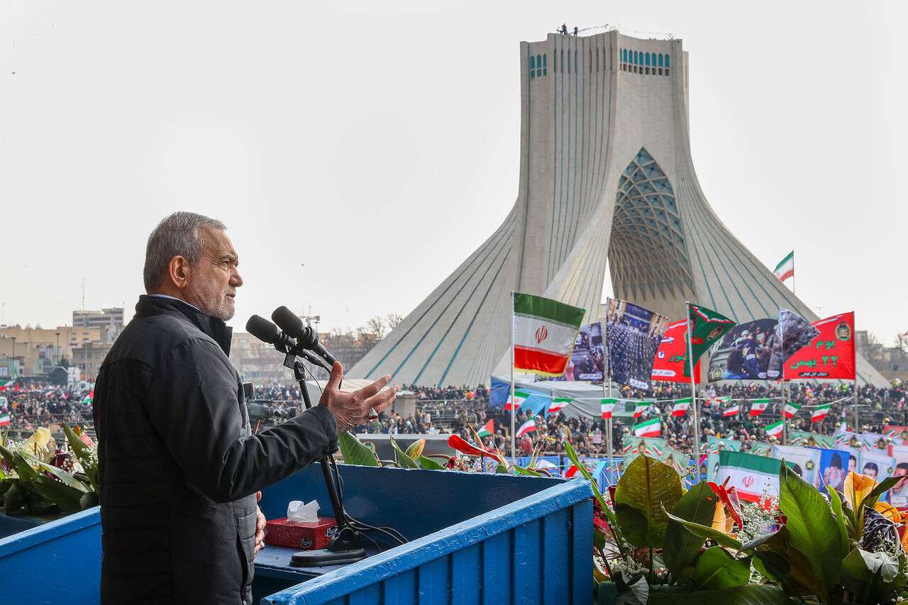 "Trump is trying to bring Iran to its knees." Pezeshkian