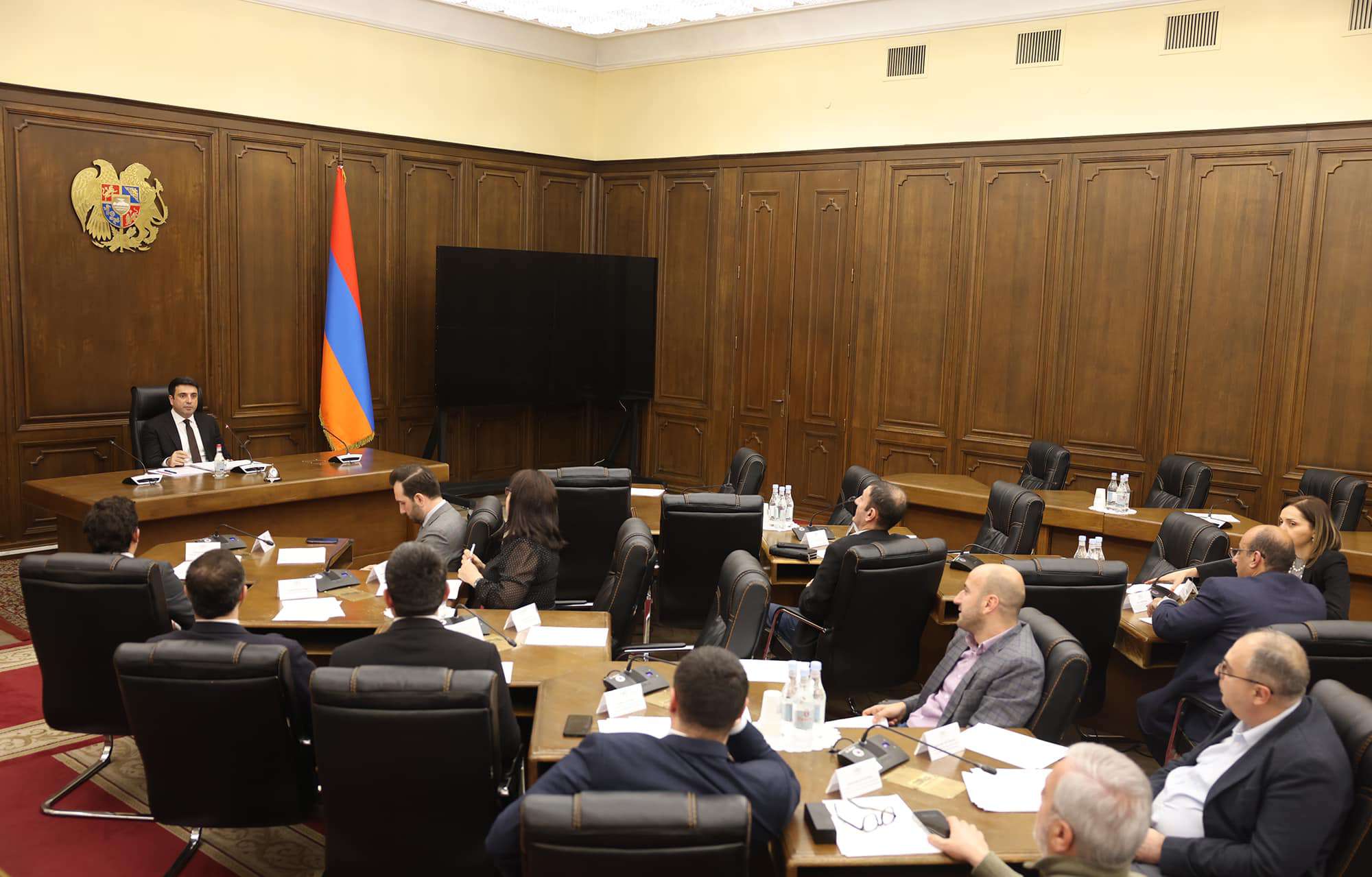 ԱԺ նստաշրջանում ընդգրկվել է 8 հարց