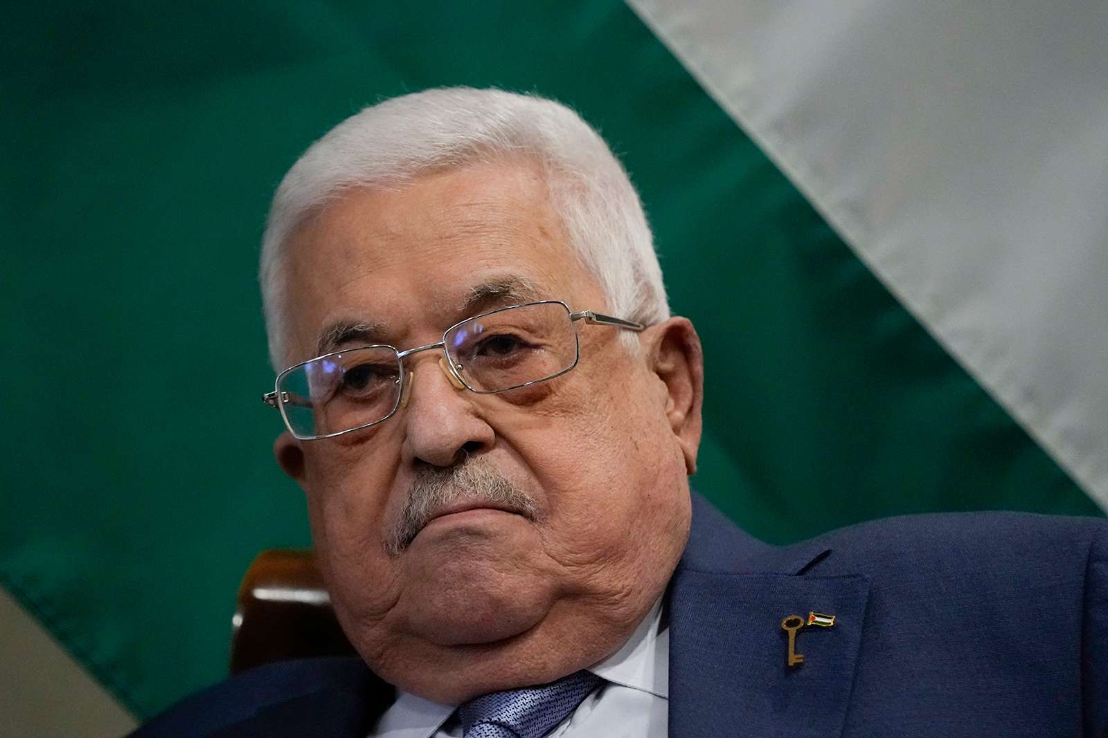Mahmoud Abbas left for Qatar