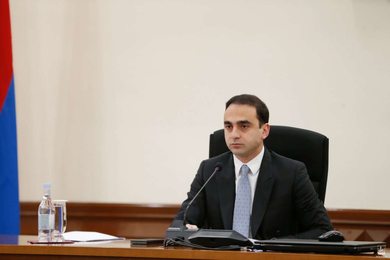 «Եկեք, այնուամենայնիվ, այս պոպուլիզմի ժանրից անցնենք». Տիգրան Ավինյան