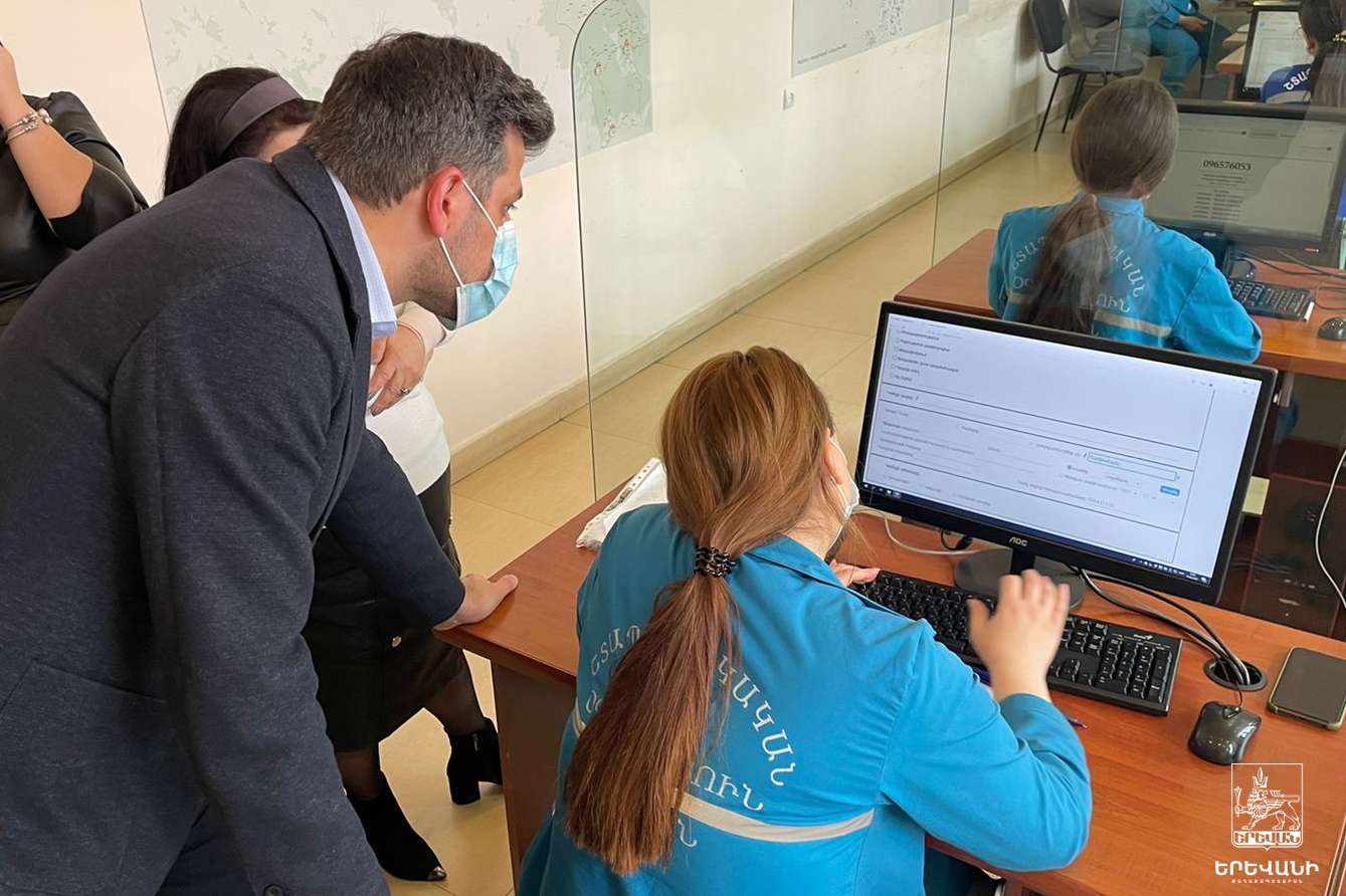Երևանի փոխքաղաքապետը այցելել է համայնքային բուժհաստատություններ