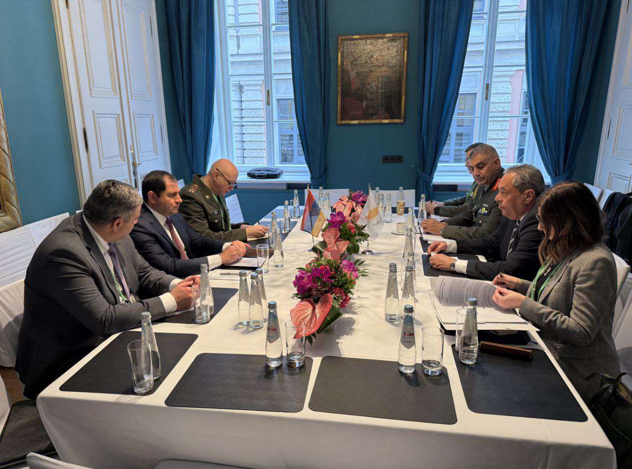 Papikyan and Palmas touched upon the Armenia-Greece-Cyprus trilateral cooperation format.