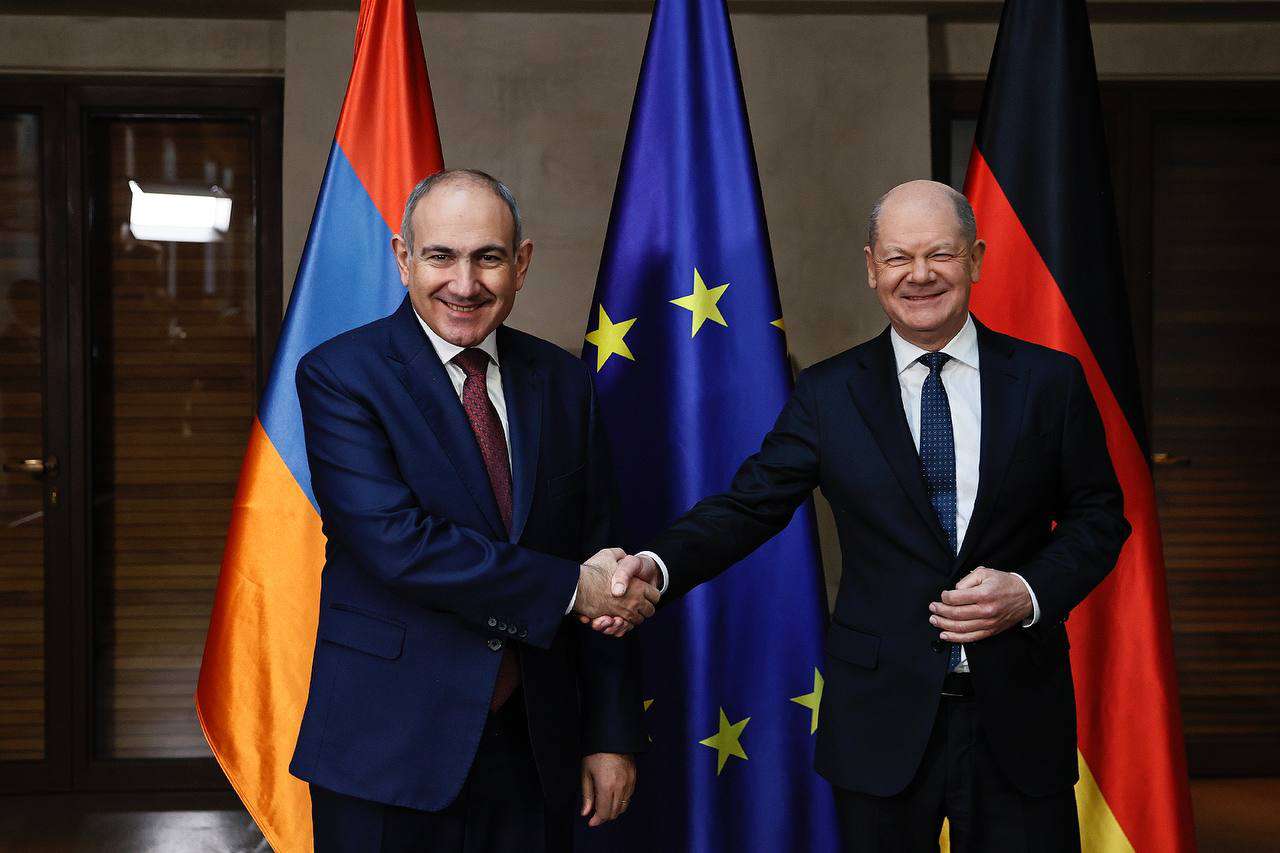 Pashinyan met with Olaf Scholz in Munich