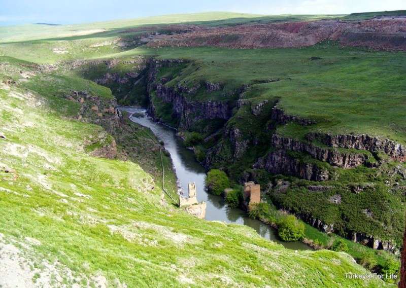 What is the Ani bridge and what will Armenia and Turkey repair?