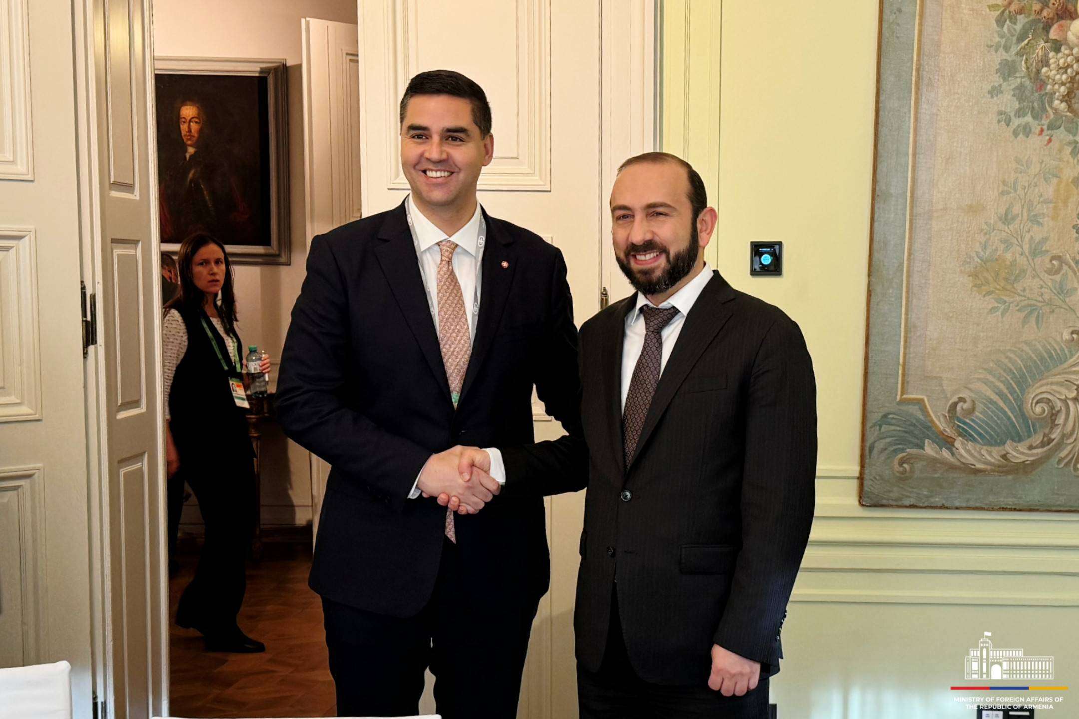 Mirzoyan discussed the latest regional developments with the OSCE Chairman-in-Office