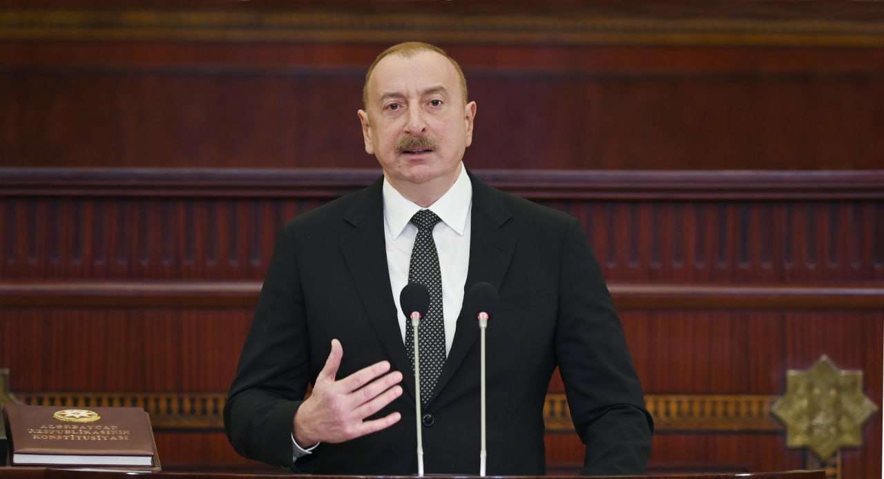 Алиев обвинил Францию ​​в дискриминации мусульман