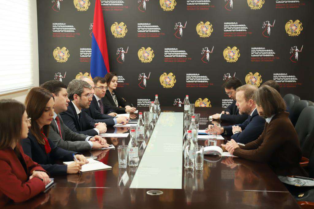 Գրիգոր Մինասյանն ընդունել է ԵԽ գլխավոր քարտուղարի տեղակալ Բյորն Բերգեի գլխավորած պատվիրակությանը