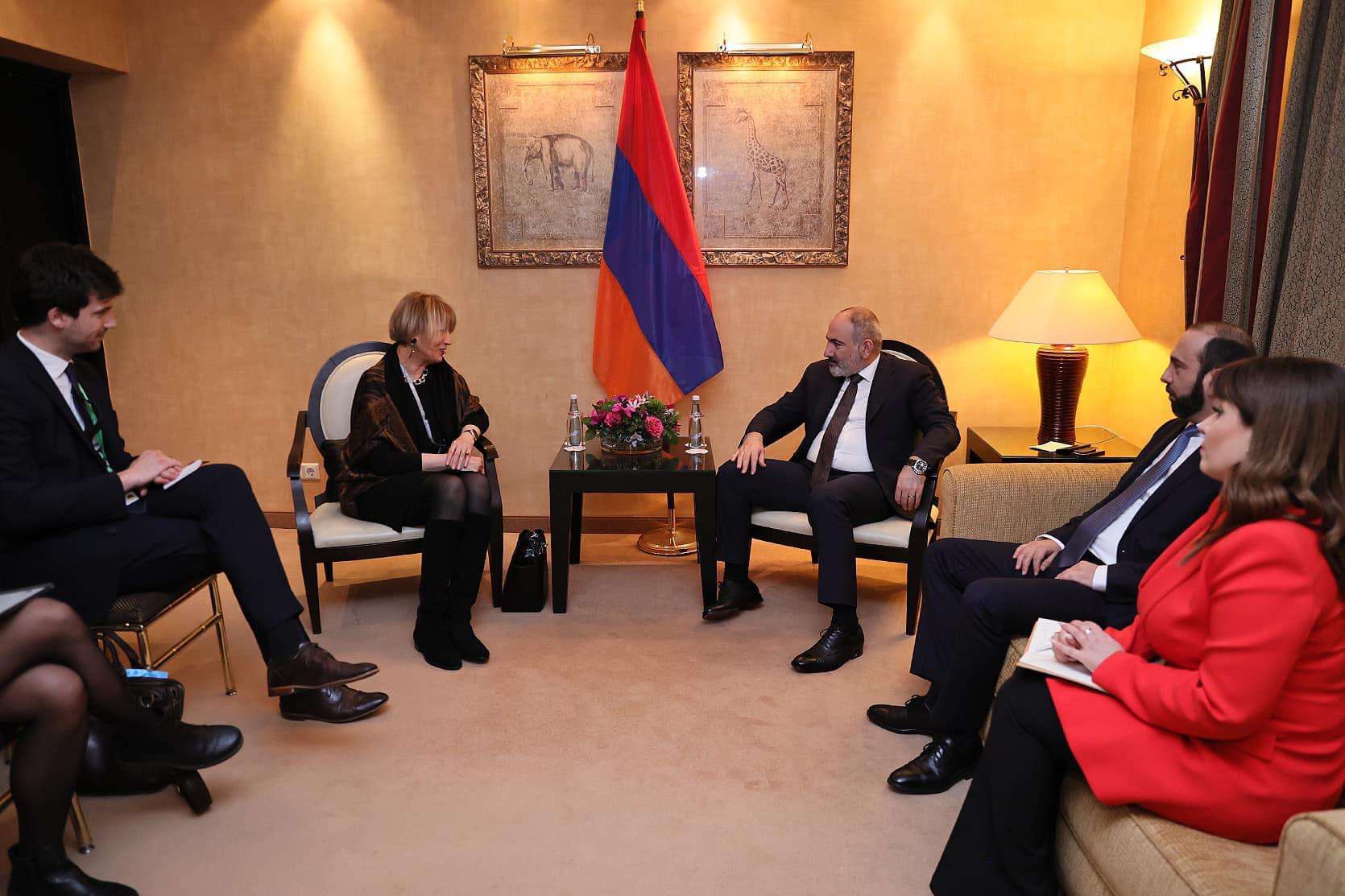 Nikol Pashinyan had a meeting with OSCE Secretary General Helga Schmid