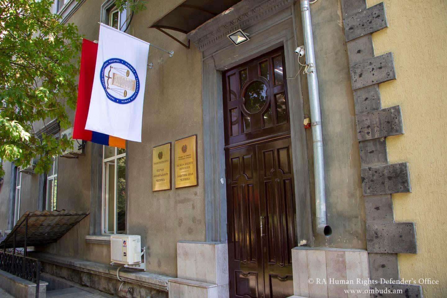 ՄԻՊ արագ արձագանքման խումբն այցելել է ՊՆ նախկին շենքում բնակված անձանց
