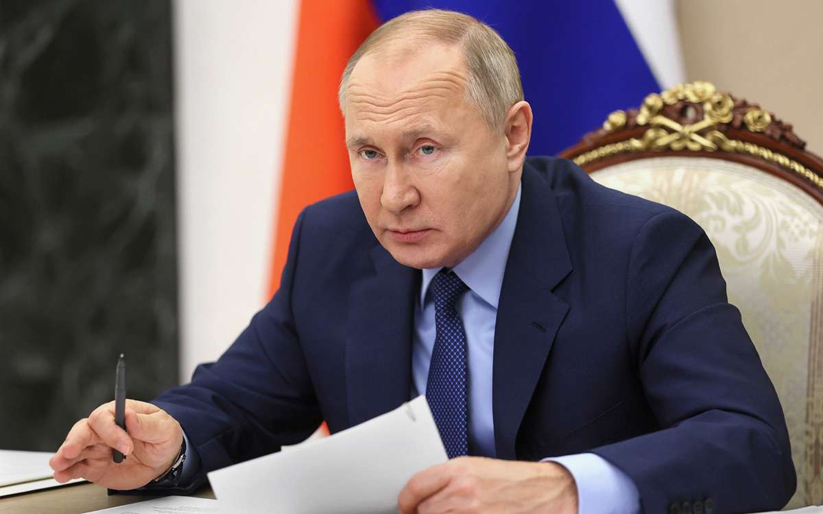 ՌԴ նախագահը զինվորական հավաքների զորակոչելու վերաբերյալ հրամանագիր է ստորագրել