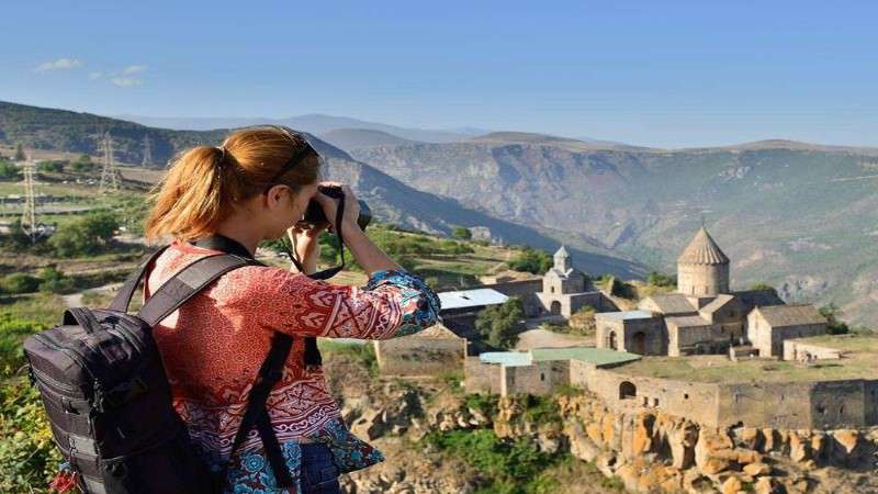 Which countries have the most tourists arriving in Armenia?