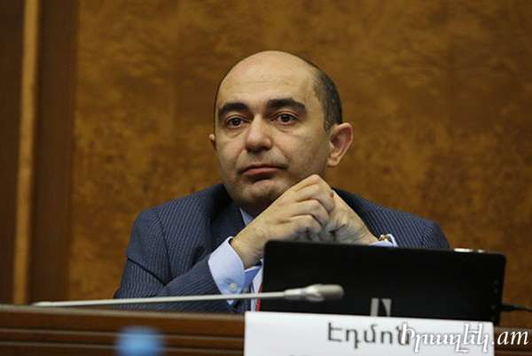 Էդմոն Մարուքյանը կշարունակի ղեկավարել «Լուսավոր Հայաստան» կուսակցությունը