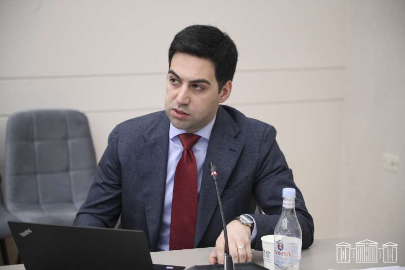 «Օրինապահ հարկ վճարողների կյանքը հնարավորինս անհրաժեշտ է պարզեցնել». Բադասյան