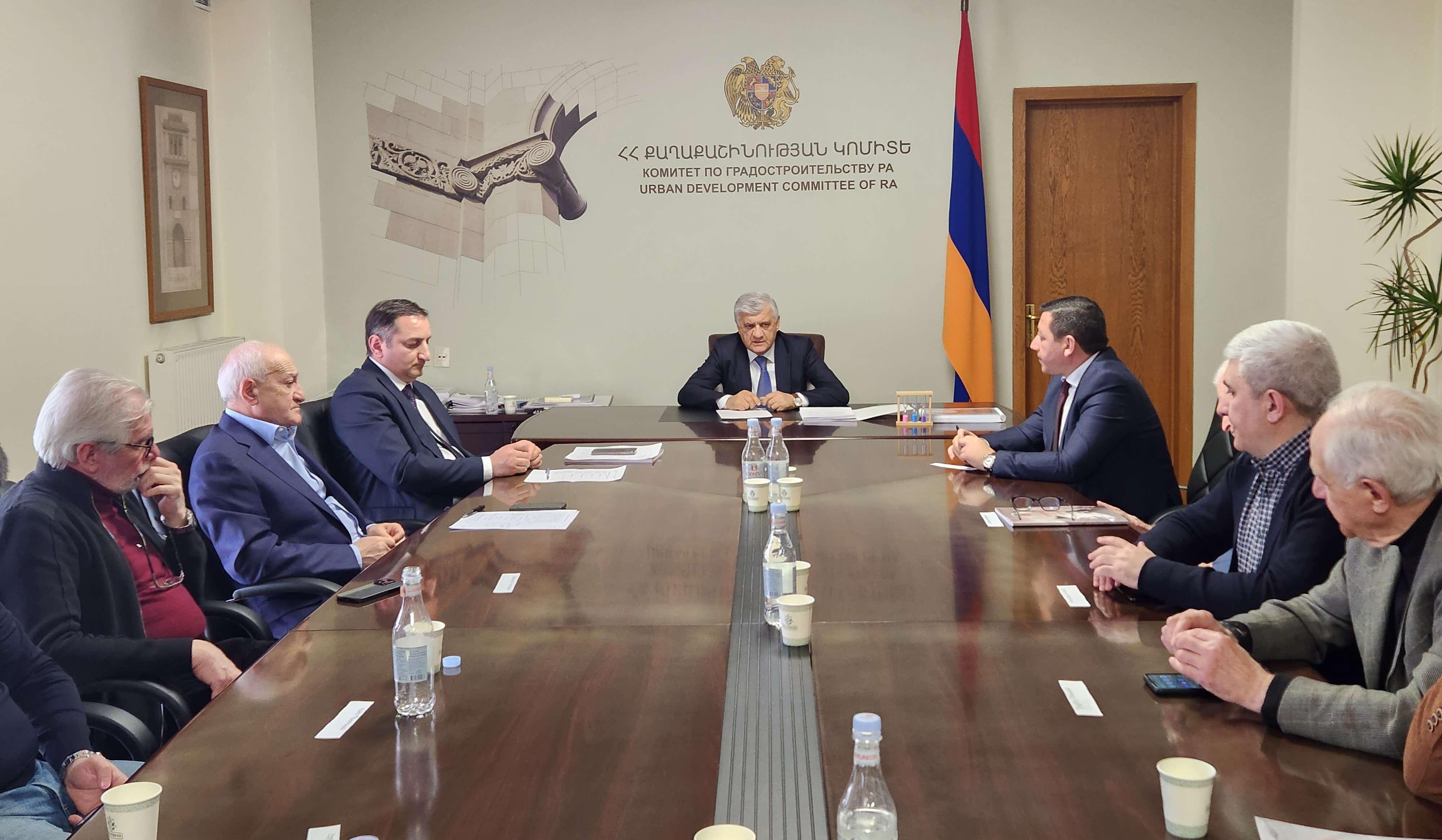 The issues of earthquake resistant construction were discussed