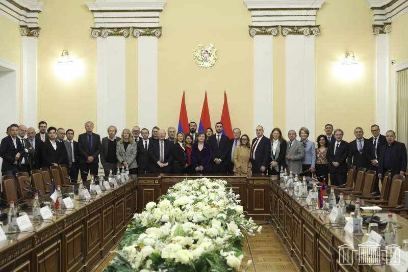We will support Armenia on the way to peace. Loizeau